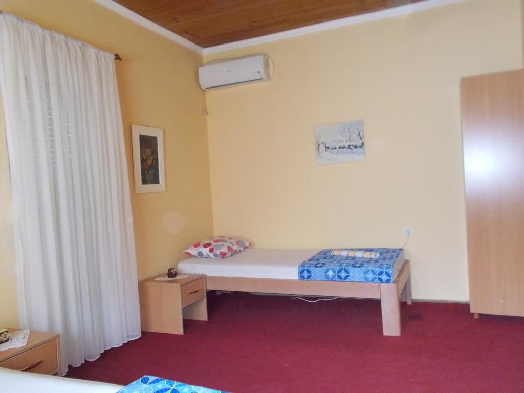 Guesthouse Feel Lake Virpazar Buitenkant foto